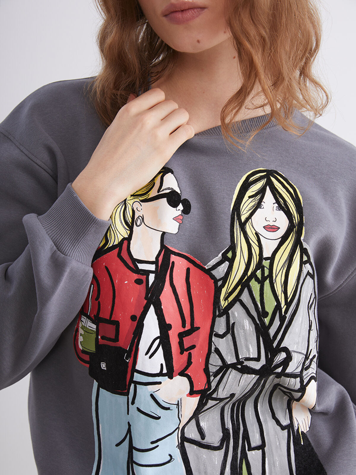 TWO GIRLS SWEAT SHIRTS | Oversized Fit