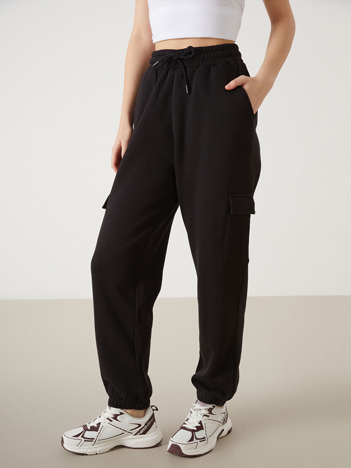 Ladies Baggy Cargo Joggers | Black